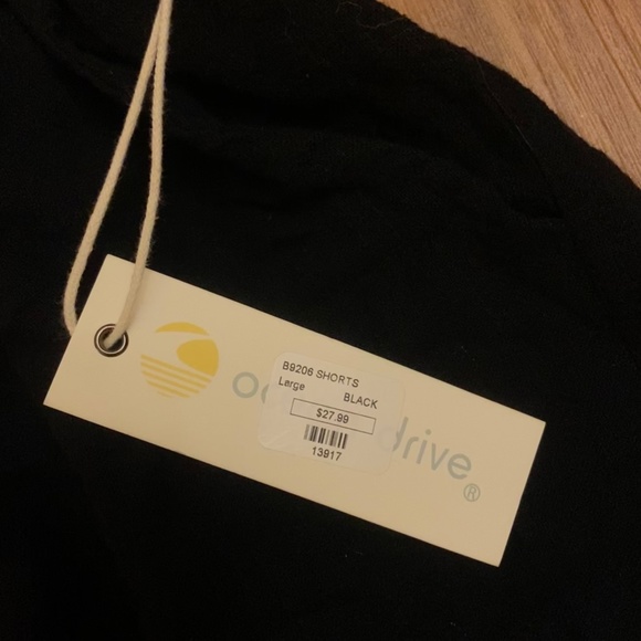 BLACK NEW TEXTURE SHORT Ocean Drive - Picture 4 of 4